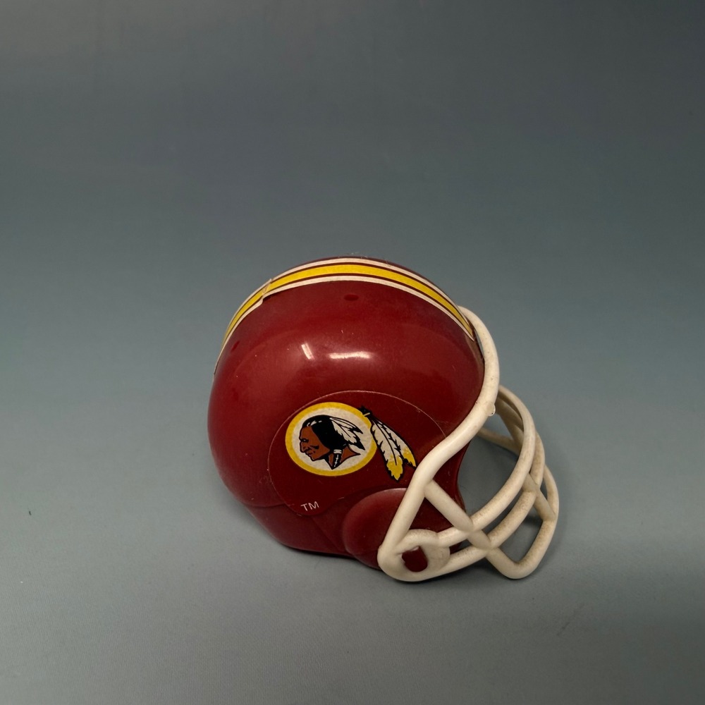 Vintage Washington Redskins Gumball Machine Football Helmets Lot of 2 AA Capsule - Picture 15 of 16